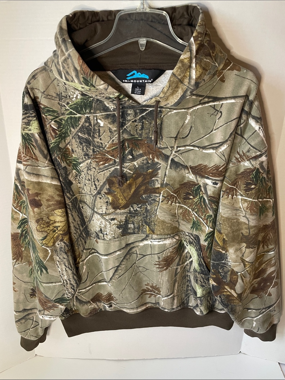 Tri-Mountain Men's Large  Camouflage Hooded Sweatshirt